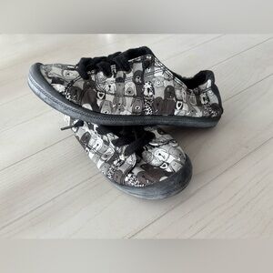 Sketchers BOBS women’s Beach Bingo Dog House sneakers 7.5